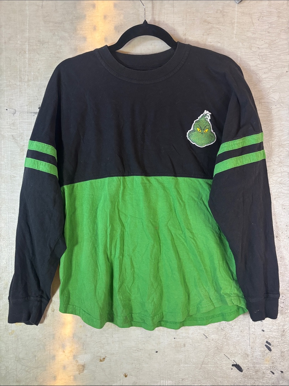 Universal Black & Green Grinch Long-Sleeve Tee